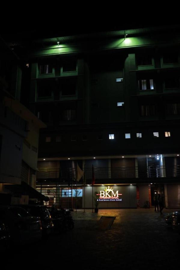 Hotel Bkm International Tellicherry Kültér fotó