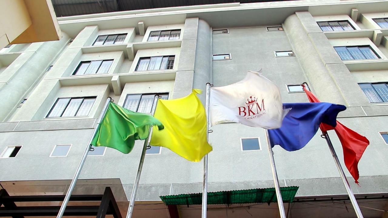 Hotel Bkm International Tellicherry Kültér fotó